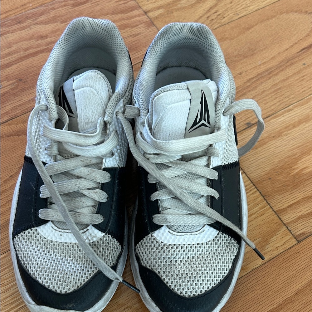 Nike Kids White and Black Sneakers